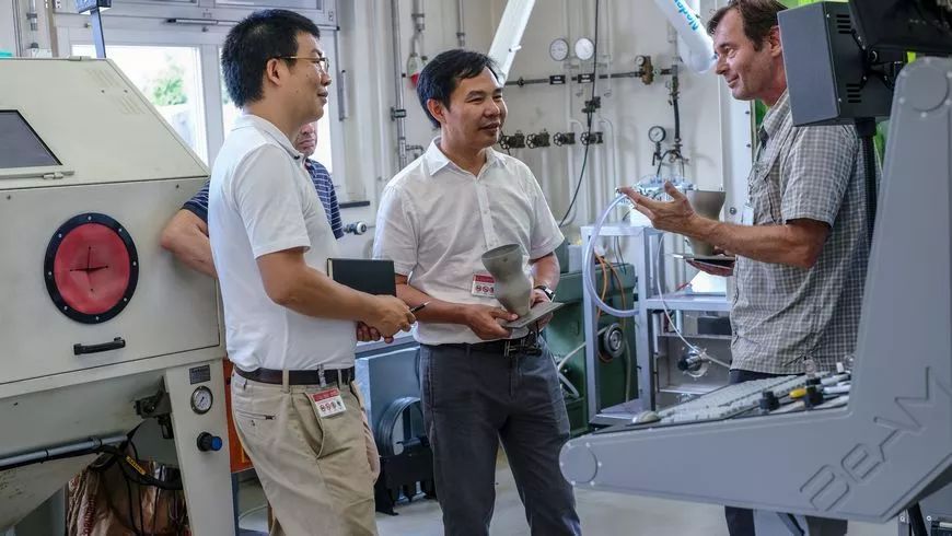 大族激光噴碼機陳焱總經理參訪Empa瑞士聯邦材料試驗和科研研究所