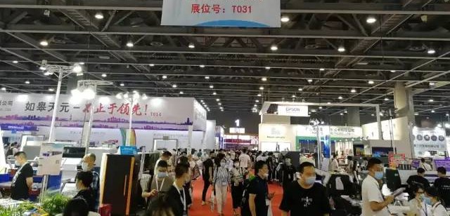 8頭I3200打印機亮相！用科學支撐打印生產，解決品牌客戶生產“頑疾”！